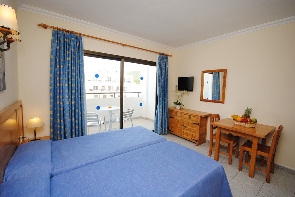 Casa Luis Apartments Santa Eulária des Riu Exterior foto